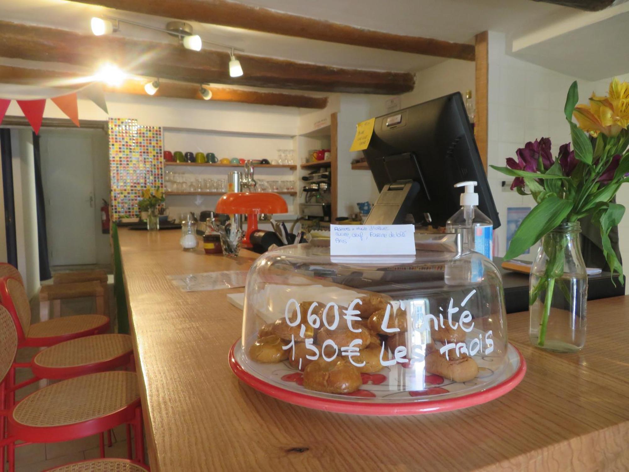 Auberge De La Petite Casserole Revest-des-Brousses المظهر الخارجي الصورة